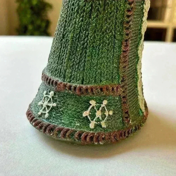 Christmas/Holiday Angel For Home Decoration - Picture 9 of 10